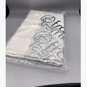 Framesi Disposable Plastic Capes - 50 per package